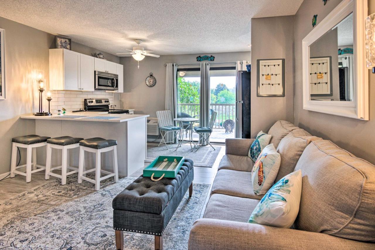 Modern Studio With Balcony About 1 Mi To Lake Lure! Екстер'єр фото