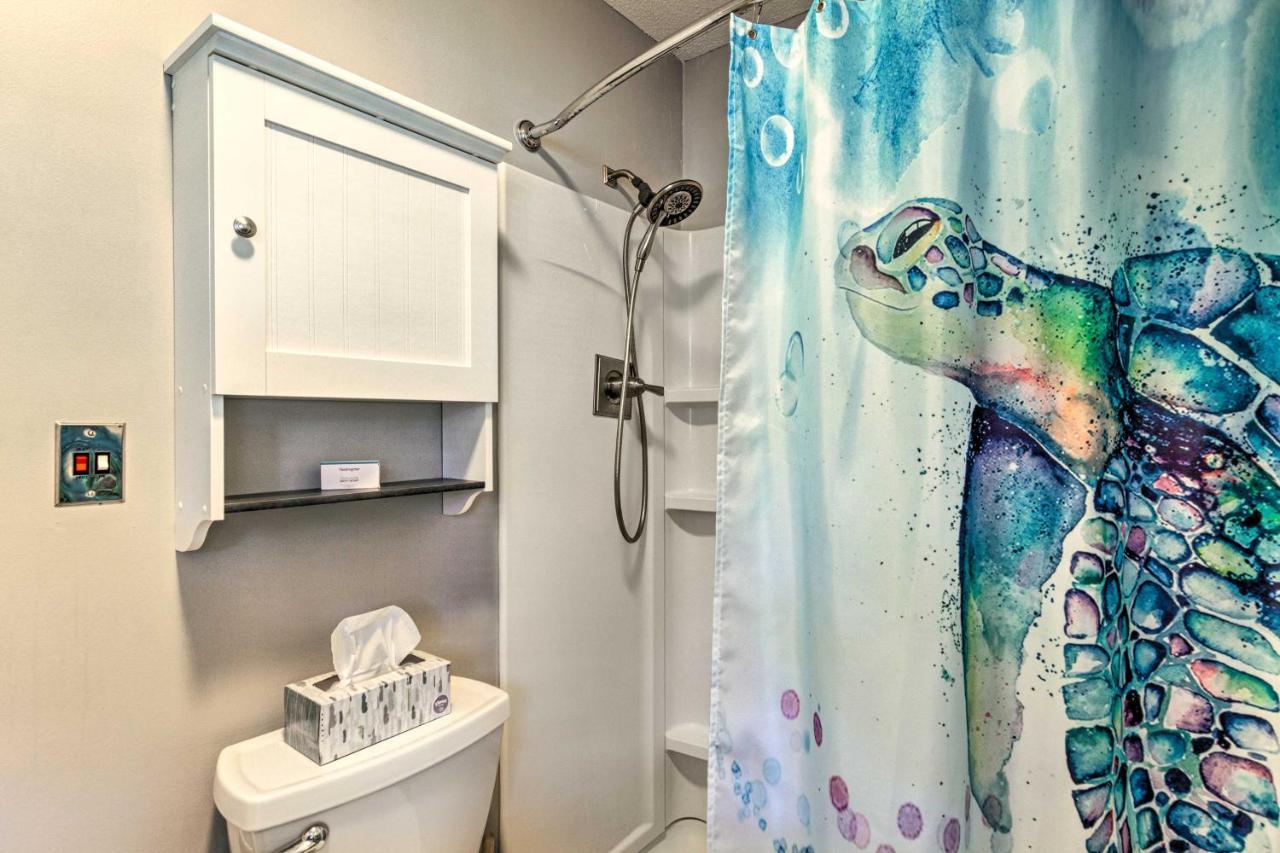Modern Studio With Balcony About 1 Mi To Lake Lure! Екстер'єр фото